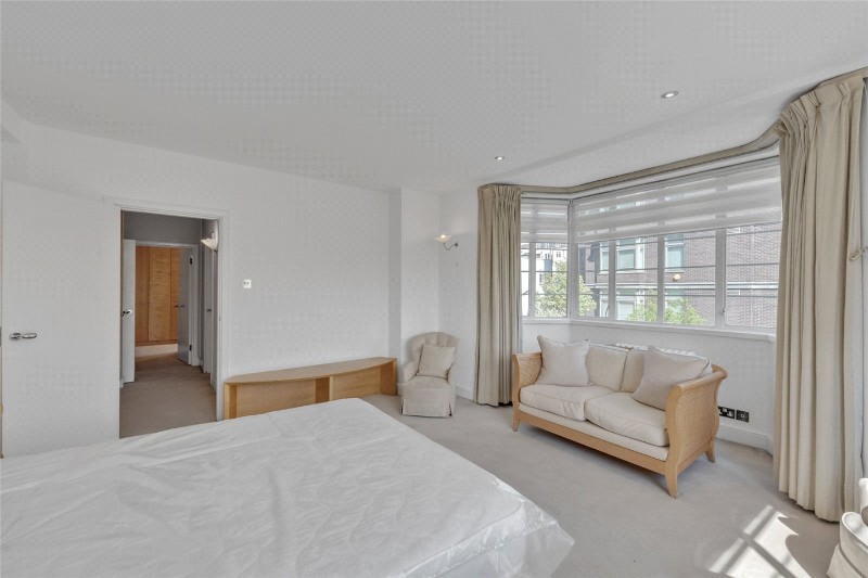 St James Close, St John&#39;s Wood, London, NW8