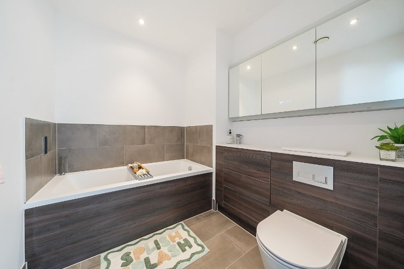 Batik Road, London, SE26