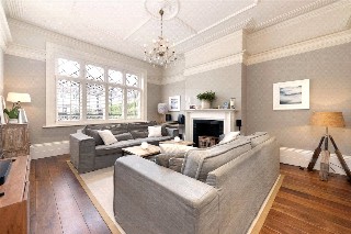 Daylesford Avenue, London, SW15