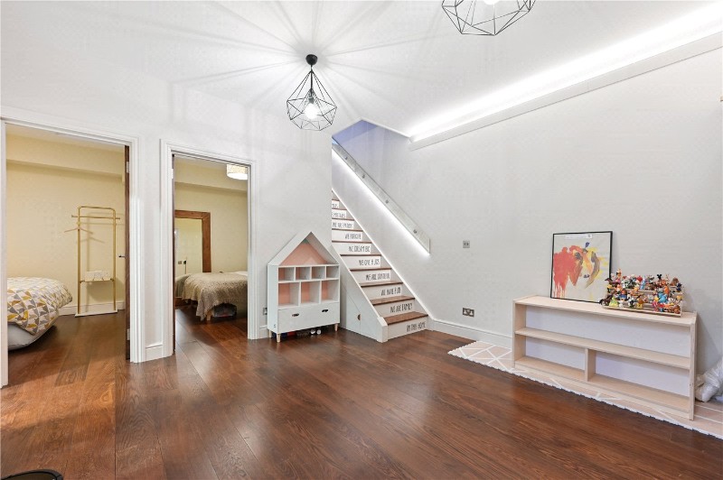 Colville Mews, London, W11