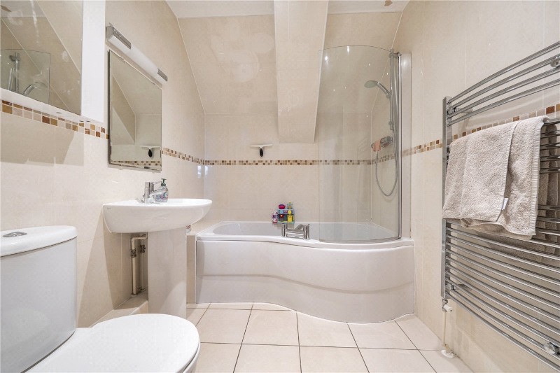 School Lane, Lower Bourne, Farnham, Surrey, GU10