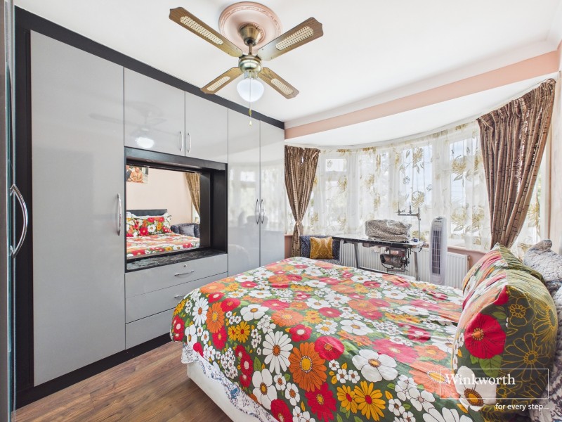 Honeypot Lane, Kingsbury, London, NW9