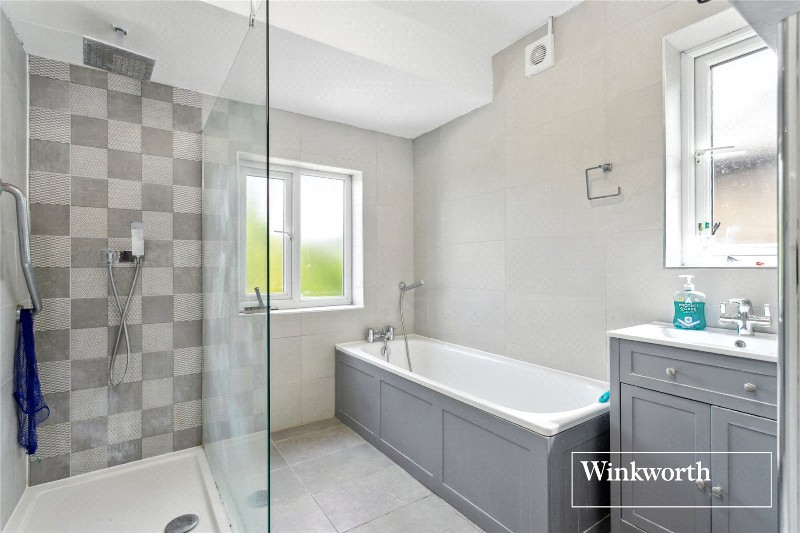 Leeside, Barnet, EN5