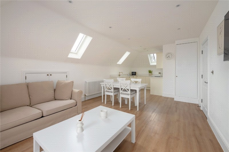 19 The Bayle, Folkestone, Kent, CT20