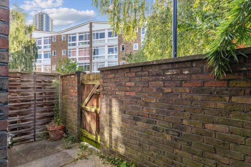 Heralds Place, SE11
