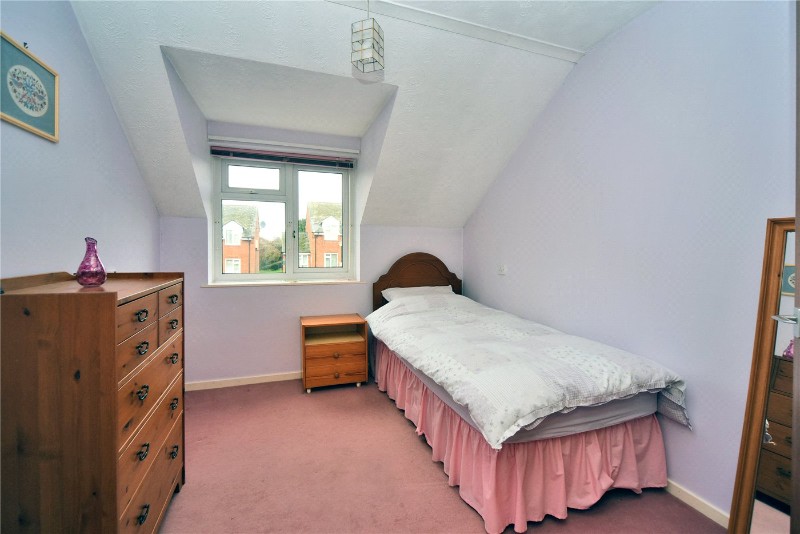 Henbit Close, Tadworth, Surrey, KT20