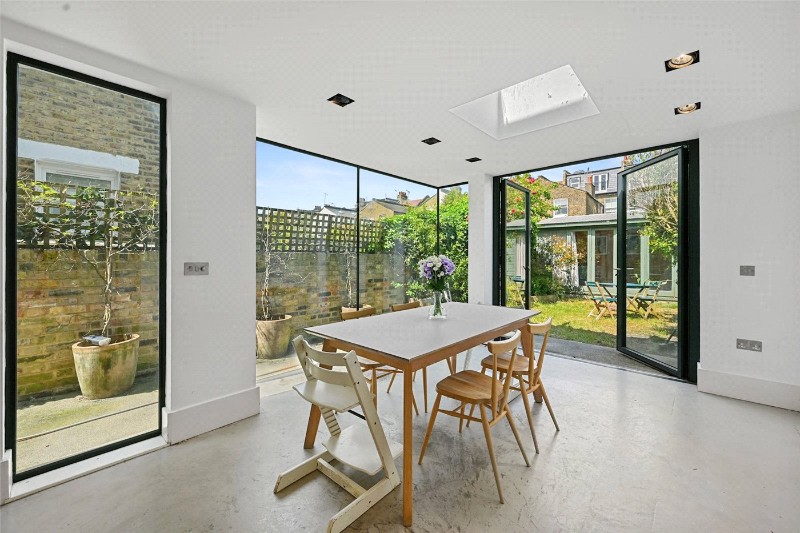 Burrows Road, London, NW10