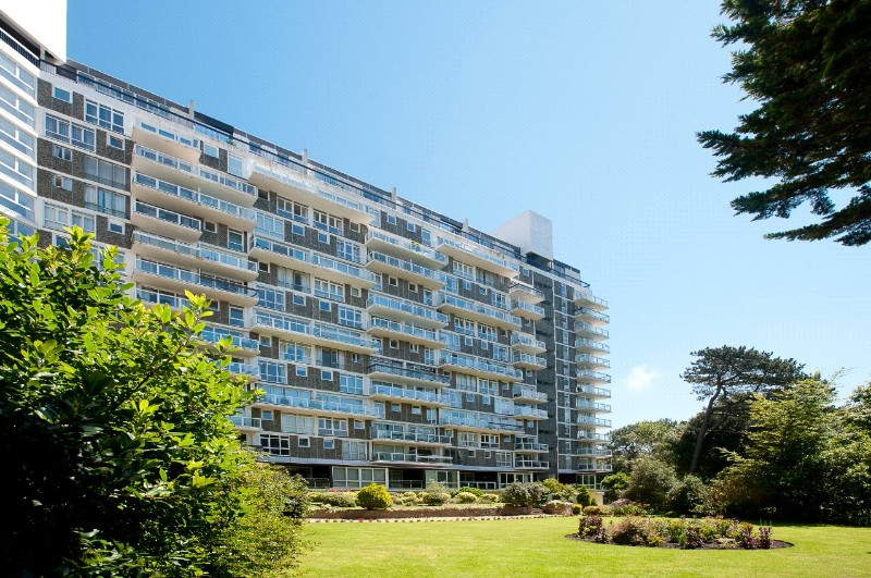 Admirals Walk, West Cliff Road, Bournemouth, Dorset, BH2