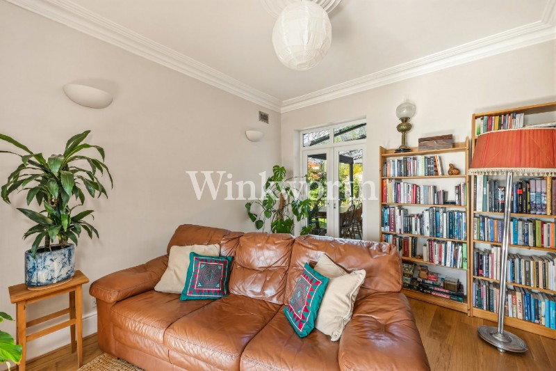 Woodside Gardens, London, N17