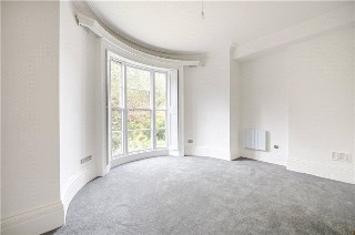 Clapham Road, London, SW9