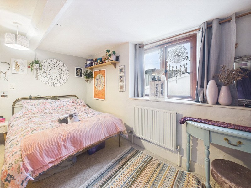 Threshers, Crediton, Devon, EX17