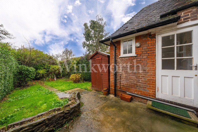 Childs Way, London, NW11