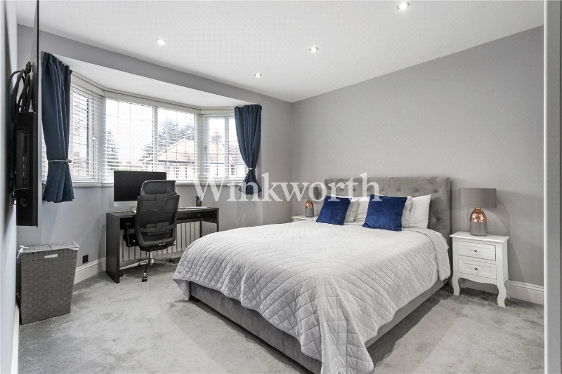 Riverway, London, N13