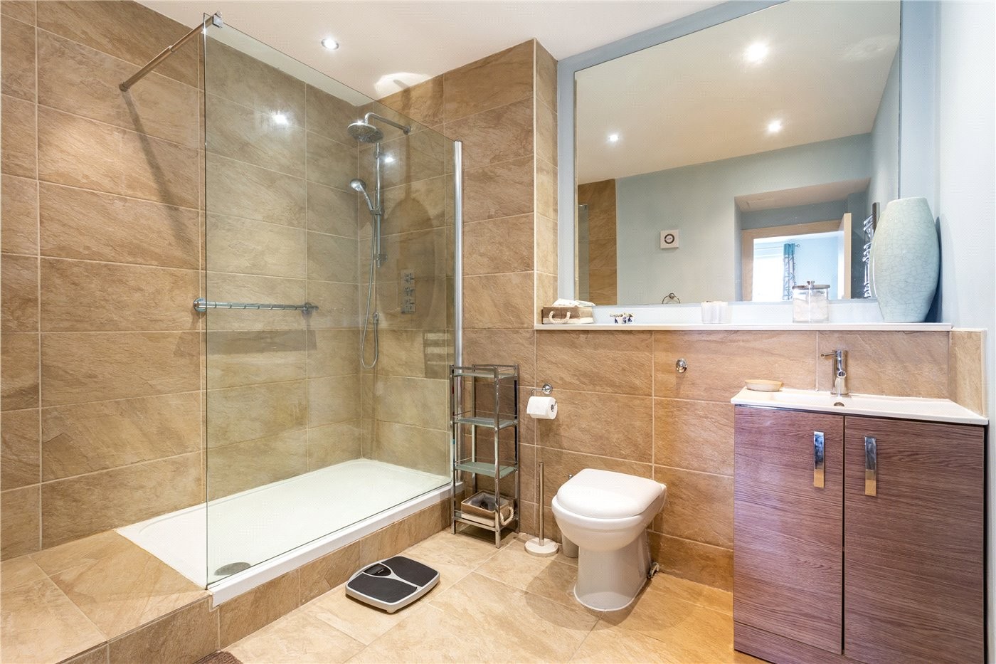 2 bedroom property for sale in Rosemount Court, 99 Ross Road, London, SE25 (Ref CRY190040) £