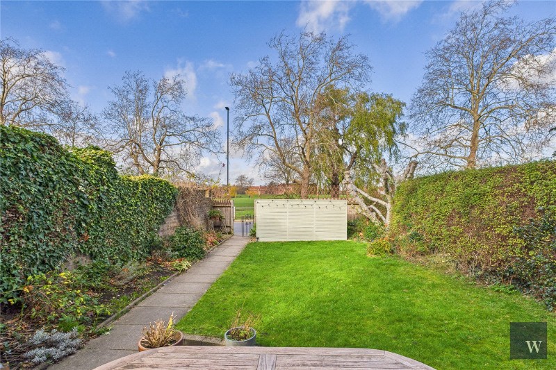 Streatham Common South, London, SW16