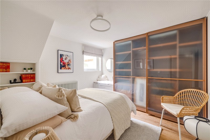 Bovingdon Road, London, SW6