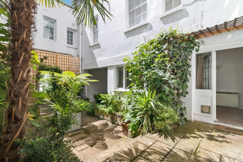 Westbourne Terrace, Bayswater, W2