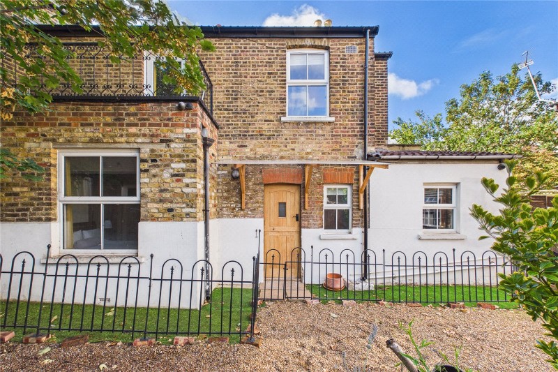Danbrook Road, London, SW16