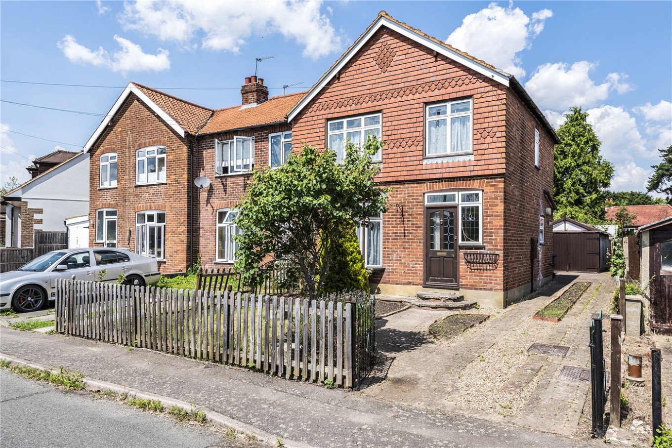 Estate & Letting Agents in Sunningdale, SL5 Houses & Flats for Sale