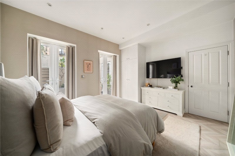 Knights Hill, West Norwood, London, SE27