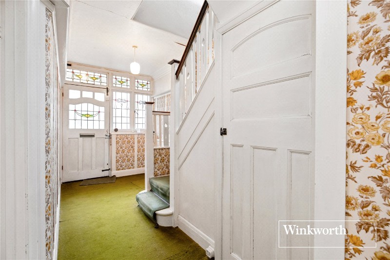 Moss Hall Grove, North Finchley, London, N12