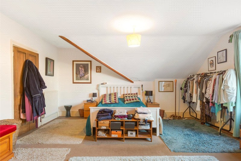 Border Crescent, London, SE26