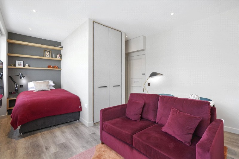 Pinehurst Court, London, W11