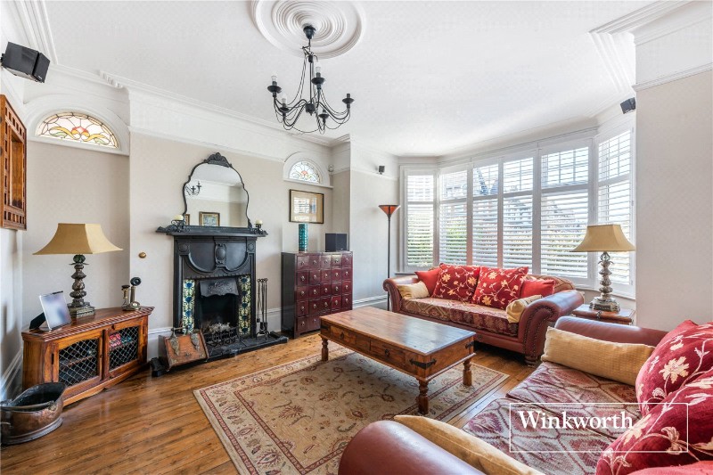 Etchingham Park Road, Finchley, London, N3