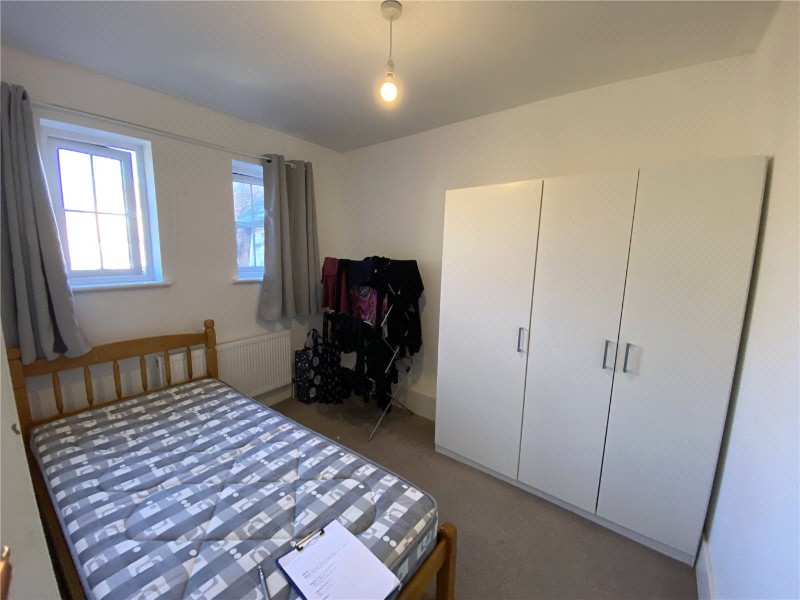 West Street, Farnham, Surrey, GU9
