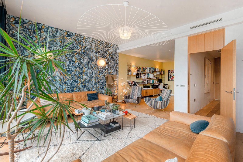 Pangbourne Avenue, London, W10