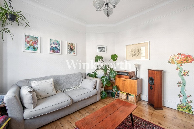 Hewitt Avenue, London, N22