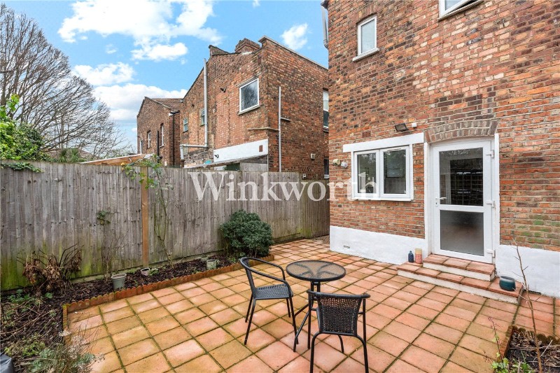 Westbury Avenue, London, N22