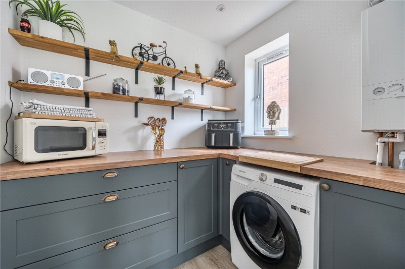 Regnum Drive, Shaw, Newbury, Berkshire, RG14