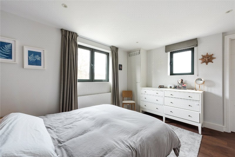 Aden Grove, London, N16