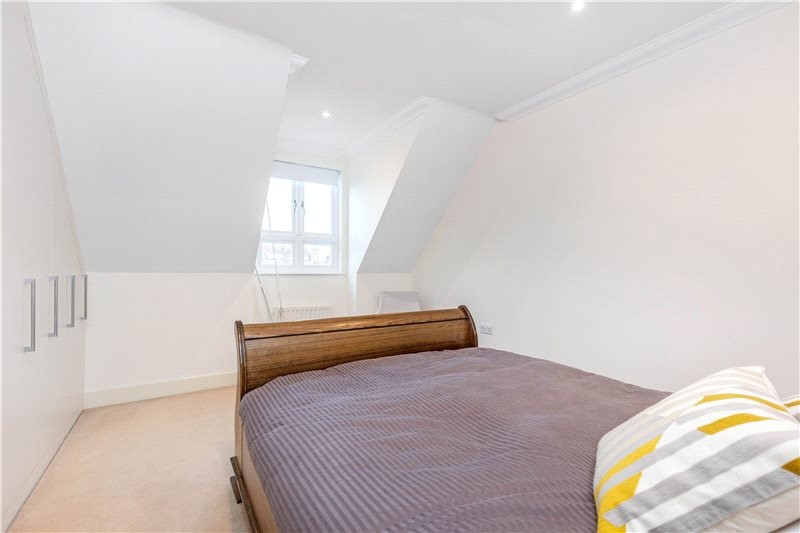 Gerard Road, Barnes, London, SW13