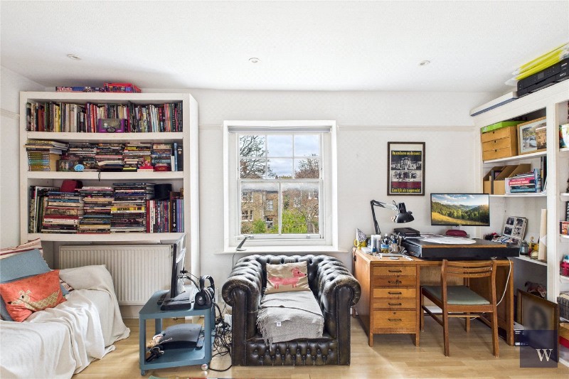Kirkstall Road, London, SW2