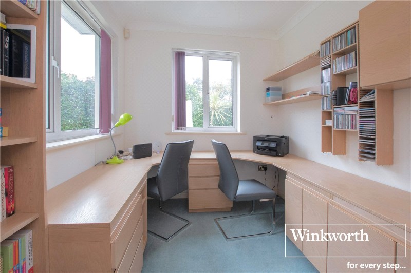 Golf Links Road, Ferndown, Dorset, BH22
