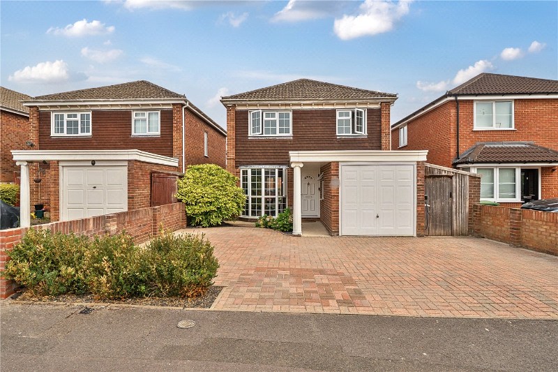 Arkle Avenue, Thatcham, Berkshire, RG19
