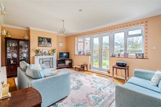 Broadlands Close, London, SW16