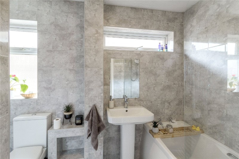 Westcott Way, Abington Vale, Northampton, Northamptonshire, NN3