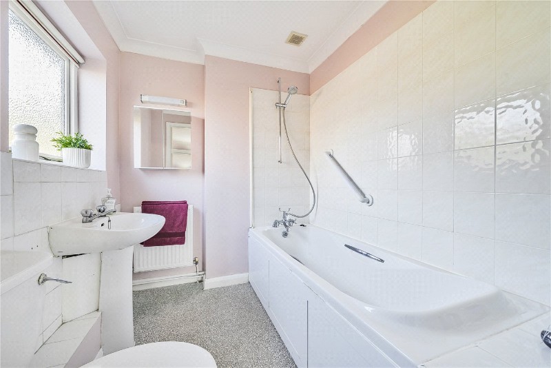 School Lane, Ewshot, Farnham, Hampshire, GU10