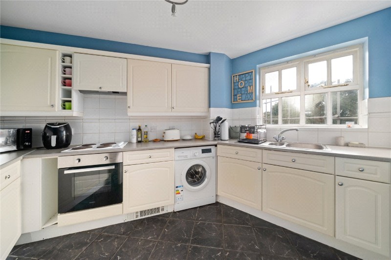 Macmillan Way, London, SW17