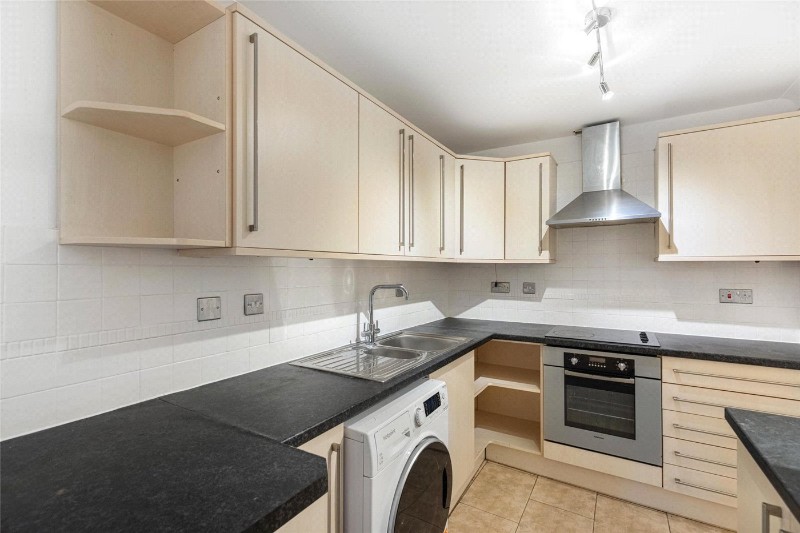 Kingswood Drive, London, SE19
