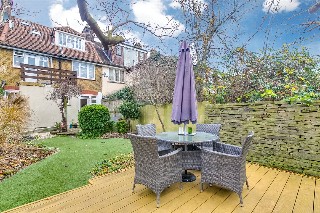 Peterborough Road, London, SW6