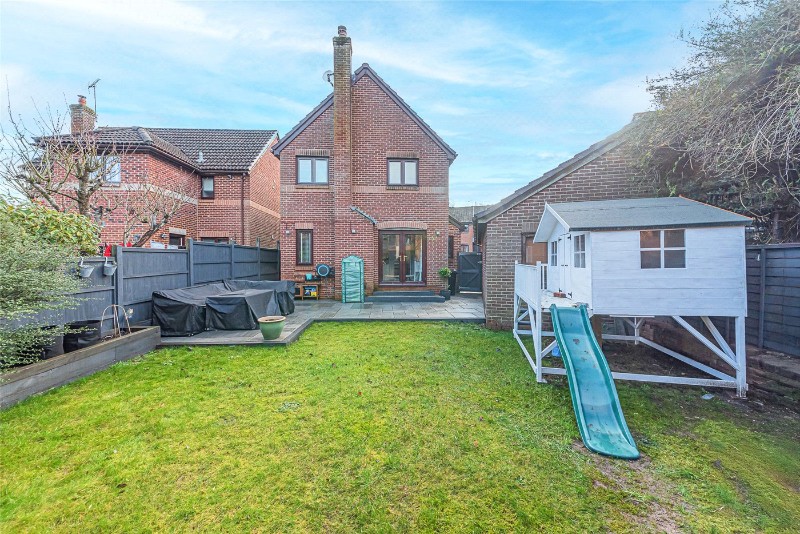 Merryman Drive, Crowthorne, Berkshire, RG45