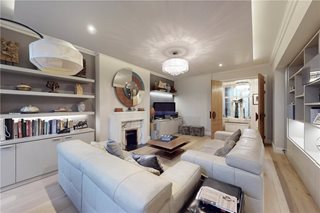 Eyre Court, Finchley Road, St John&#39;s Wood, London, NW8