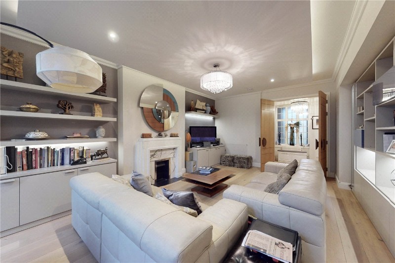 Eyre Court, Finchley Road, St John&#39;s Wood, London, NW8