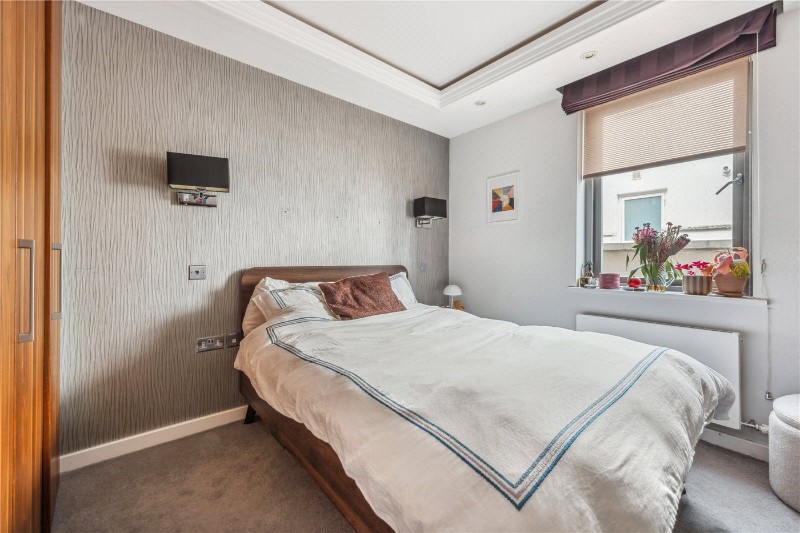 Elysian Mews, London, N7