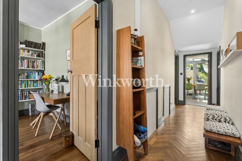 Sylvan Avenue, London, N22
