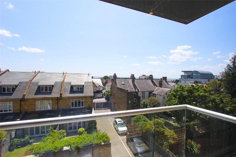 Leigh Road, Leigh-on-Sea, Essex, SS9